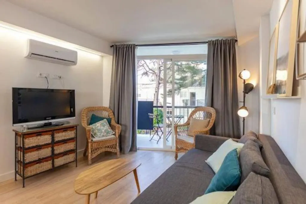 Playa Carihuela By Hdc Apartments Торремолинос